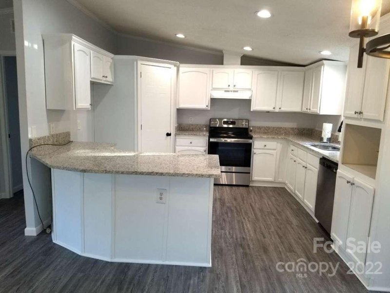 Property image 3 at 4730 Sierra Drive, Maiden, NC 28650