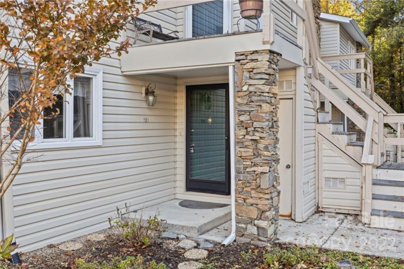 Property image 2 at 251 N Britton Creek Court, Hendersonville, NC 28791