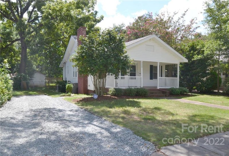 Property image 2 at 2228 Commonwealth Avenue, Charlotte, NC 28205