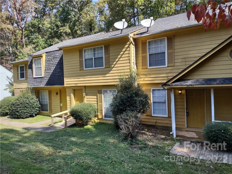 3949 Briarhill Drive