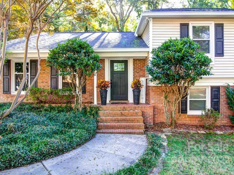 Property image 2 at 7839 Old North Court, Charlotte, NC 28270