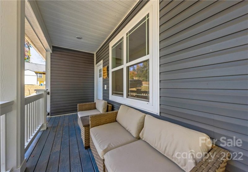 Property image 4 at 4 Summit Circle, Hendersonville, NC 28739