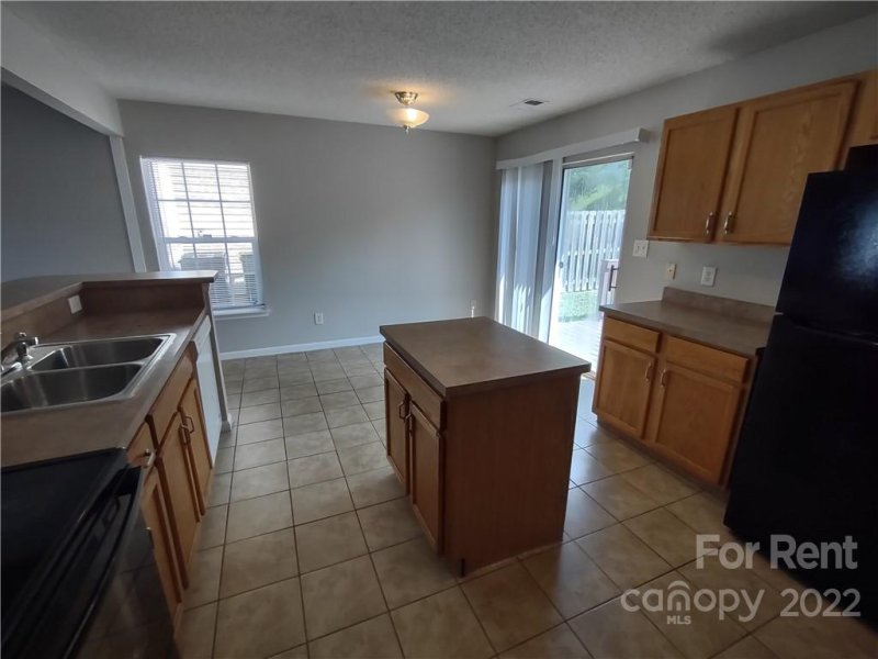 Property image 4 at 10544 Katie Creek Court, Charlotte, NC 28213