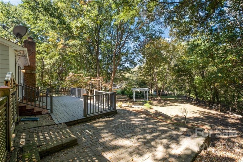 Property image 5 at 8844 Kirchenbaum Drive, Charlotte, NC 28210