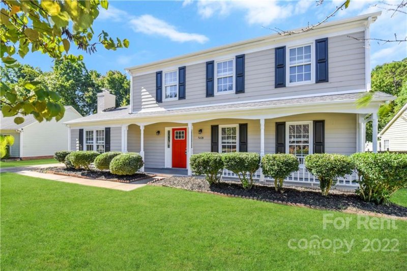 Property image 3 at 5428 Dowgate Drive, Charlotte, NC 28208