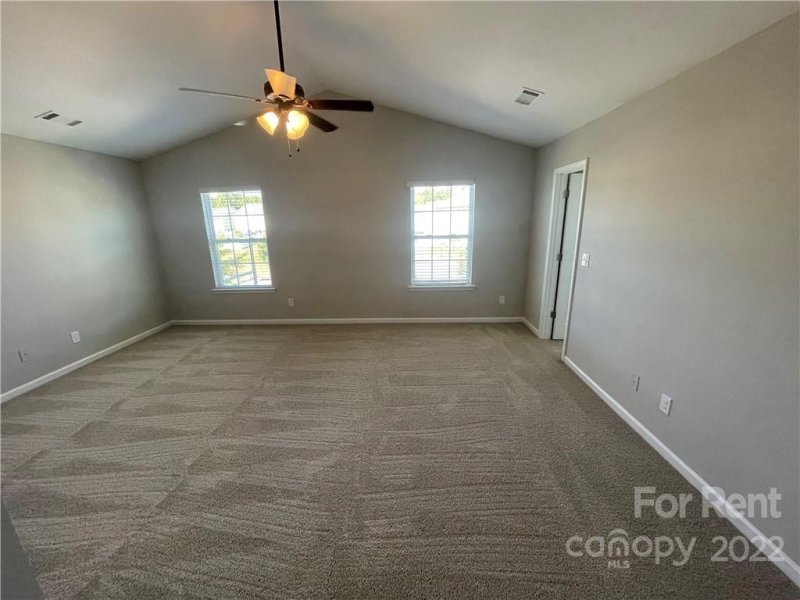 Property image 5 at 2508 Walnut Forest Drive, Charlotte, NC 28216