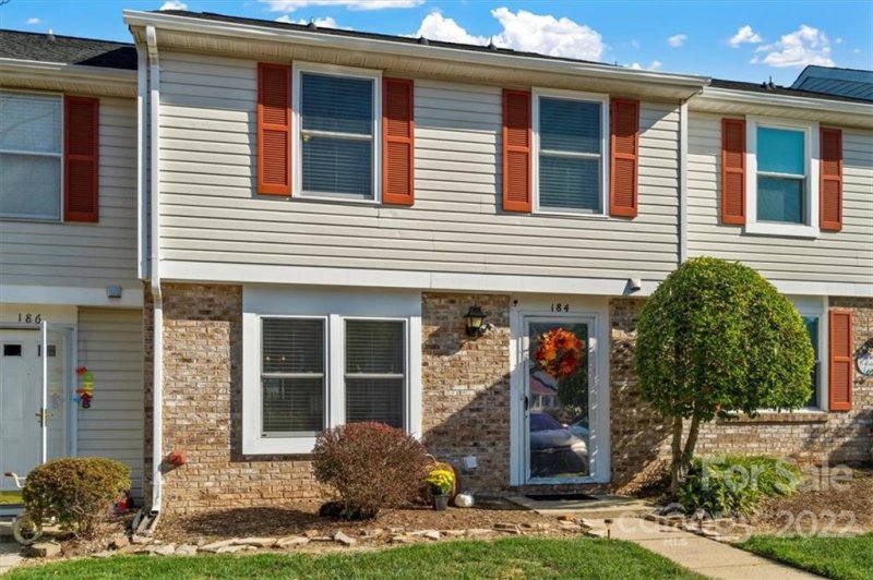 184 Water Oak Drive