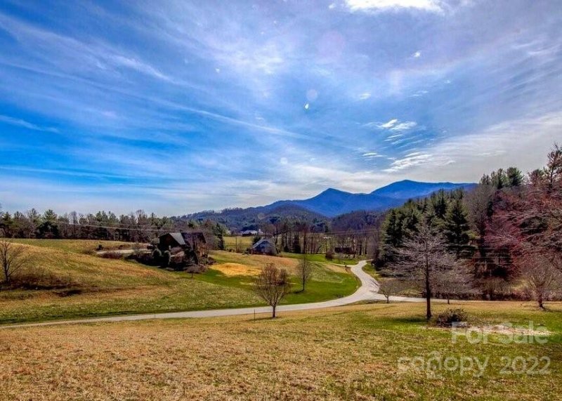 Property image 3 at 110 Vista Drive, Burnsville, NC 28714