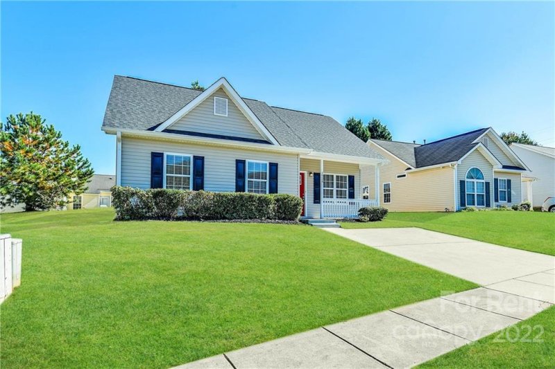 Property image 2 at 1928 Nigel Court, Charlotte, NC 28213