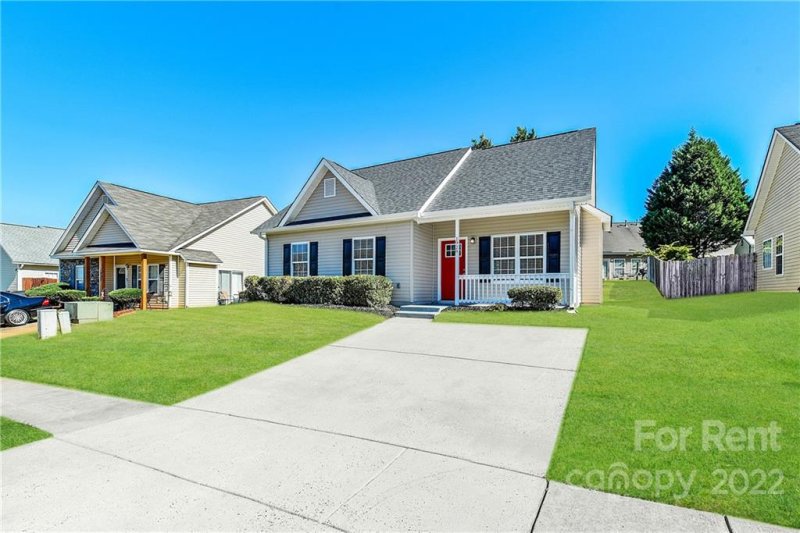 Property image 3 at 1928 Nigel Court, Charlotte, NC 28213