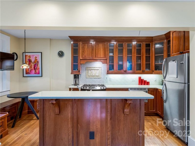 Property image 4 at 203 6th Avenue, Hendersonville, NC 28792