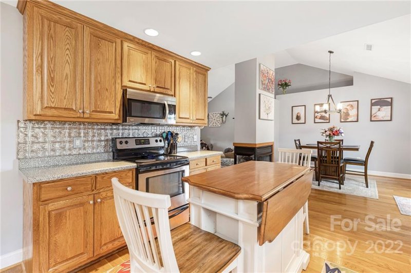 Property image 3 at 181 Lippard Springs Circle, Statesville, NC 28677