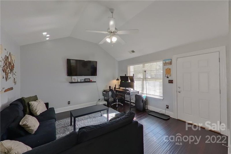 Property image 4 at 1317 Grass Meadows Court, Charlotte, NC 28216