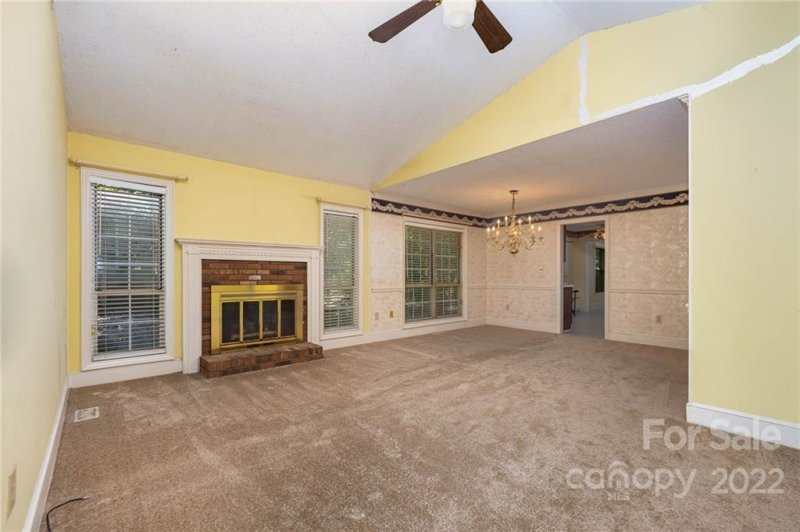 Property image 3 at 2928 Cherry Blossom Court, Fort Mill, SC 29715