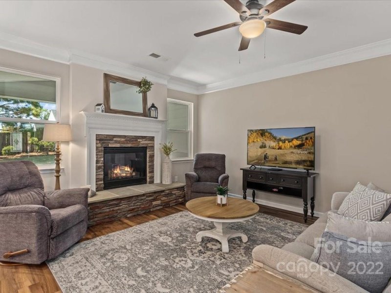 Property image 3 at 129 Marquette Drive, Mount Holly, NC 28120