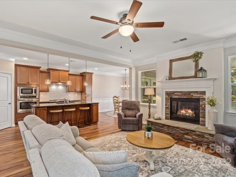 Property image 4 at 129 Marquette Drive, Mount Holly, NC 28120