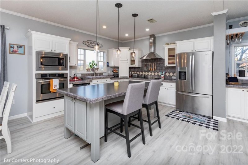 Property image 5 at 11 Timbers Edge Lane, Fairview, NC 28730