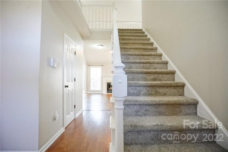 Property image 4 at 7134 Hunters Bluff Drive, Denver, NC 28037