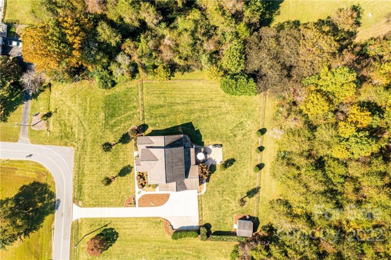 Property image 5 at 2898 Rosewood Lane, Newton, NC 28658