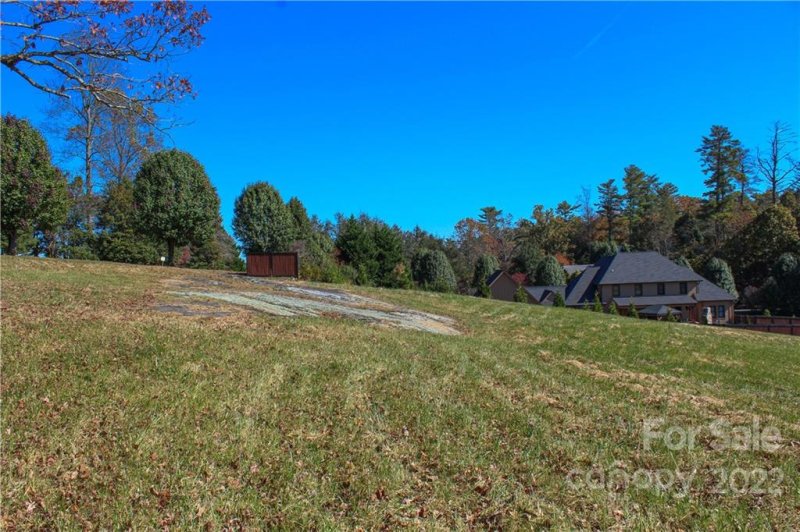 Property image 5 at 183 A Virea Drive, Hendersonville, NC 28739