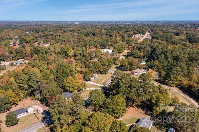 Property image 2 at 1397 Grace Avenue, Lancaster, SC 29720