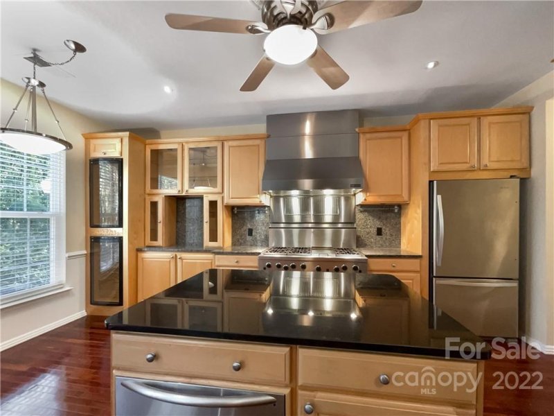 Property image 2 at 16411 Greybriar Forest Lane, Charlotte, NC 28278