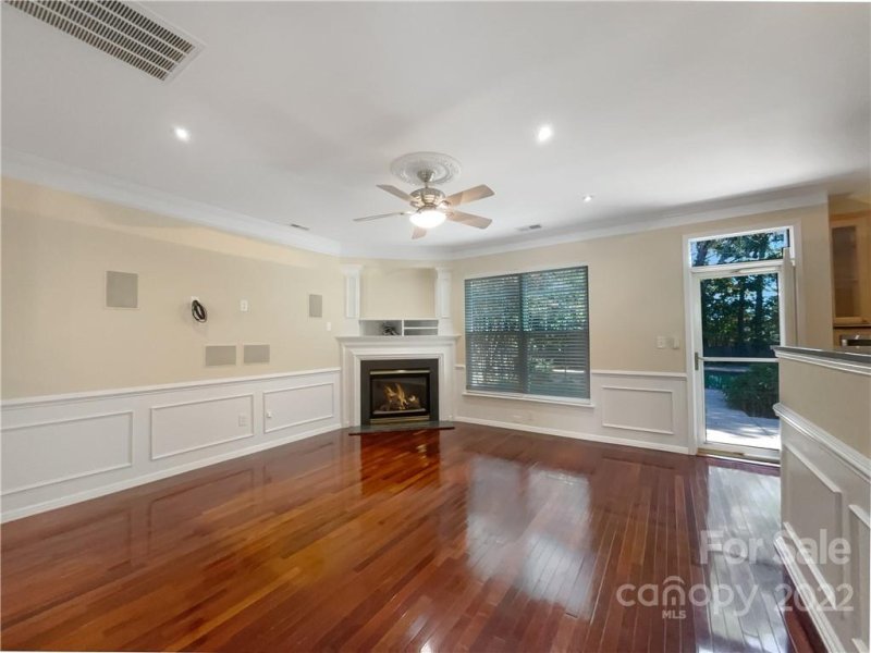 Property image 3 at 16411 Greybriar Forest Lane, Charlotte, NC 28278