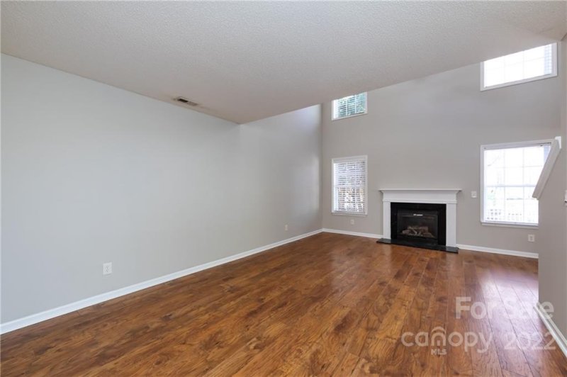 Property image 5 at 7812 Rabbits Foot Lane, Charlotte, NC 28217