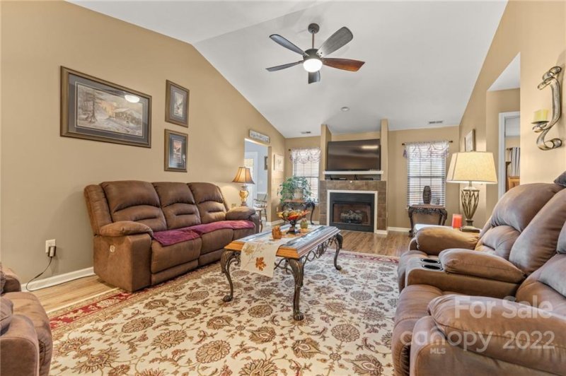 Property image 3 at 172 Chesire Way, Fletcher, NC 28732