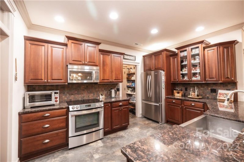 Property image 4 at 56 Sky Vista Lane, Hendersonville, NC 28792