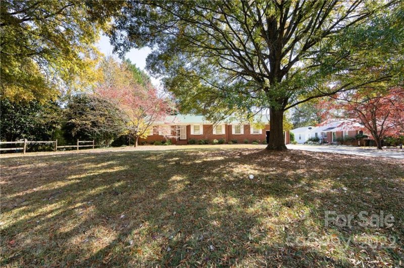 Property image 3 at 1613 Wendover Court, Rock Hill, SC 29732