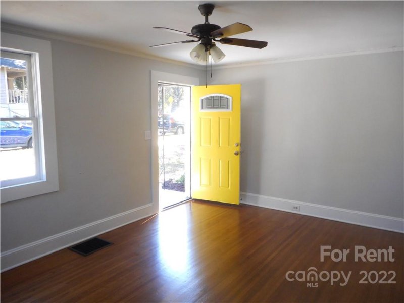 Property image 4 at 236 S Sycamore Street, Charlotte, NC 28202