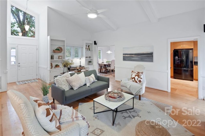 Property image 4 at 2625 Innsbrook Road, Charlotte, NC 28226