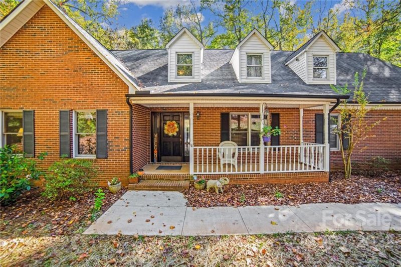 Property image 2 at 1218 Hunting Ridge Drive, Belmont, NC 28012