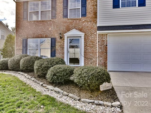 Property image 2 at 2213 Equestrian Drive, Matthews, NC 28105