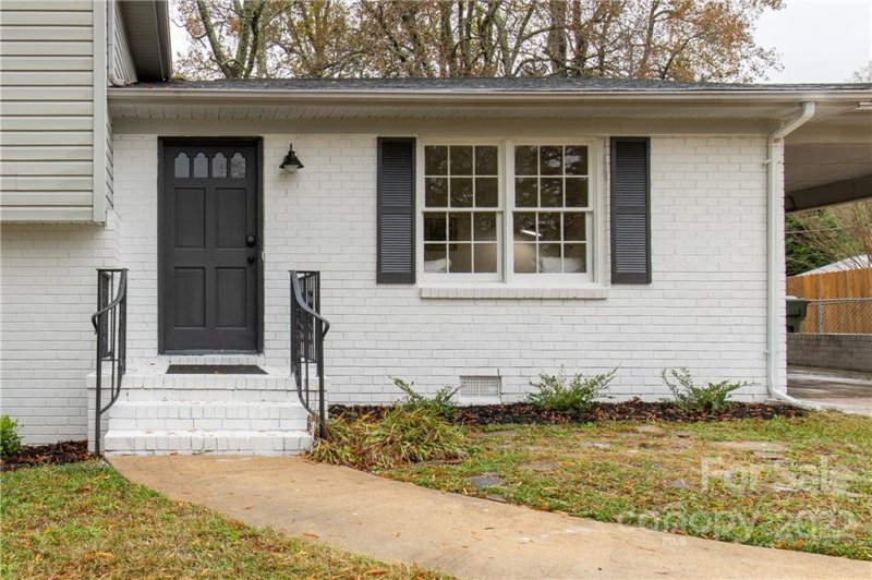 Property image 3 at 105 Wilson Avenue, York, SC 29745
