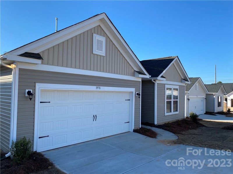 Property image 2 at 1978 Ambrose Way, Denver, NC 28037