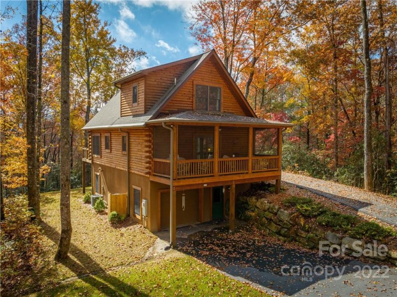 Property image 3 at 1048 Laurel Thicket Lane, Brevard, NC 28712