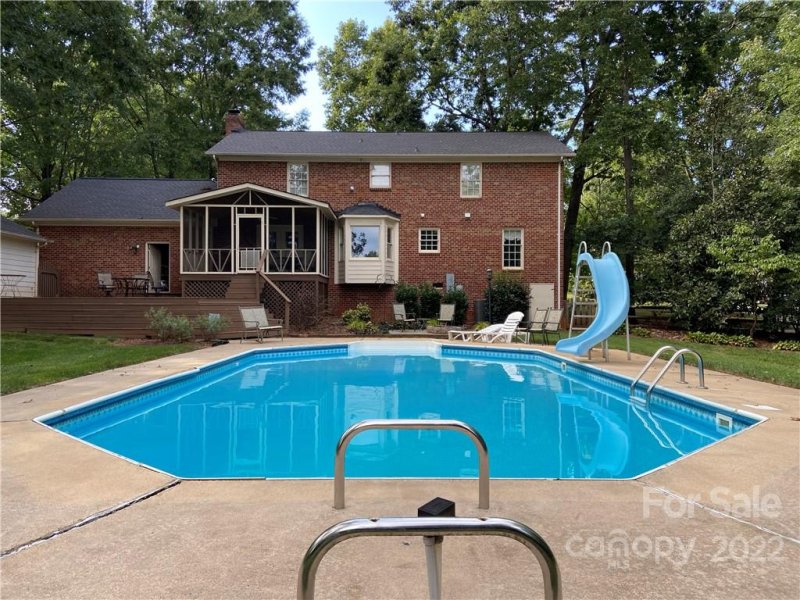 Property image 5 at 16512 Kimbolten Drive, Huntersville, NC 28078