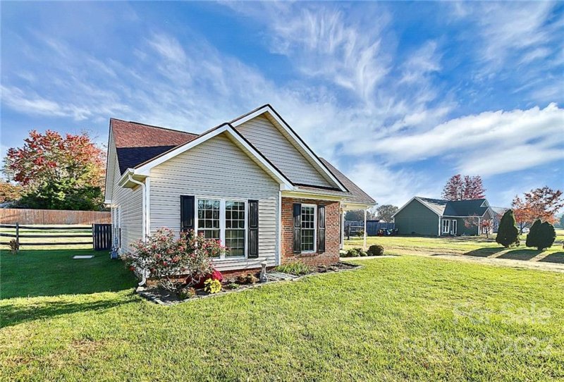 Property image 2 at 5108 Willow Run Drive, Monroe, NC 28110