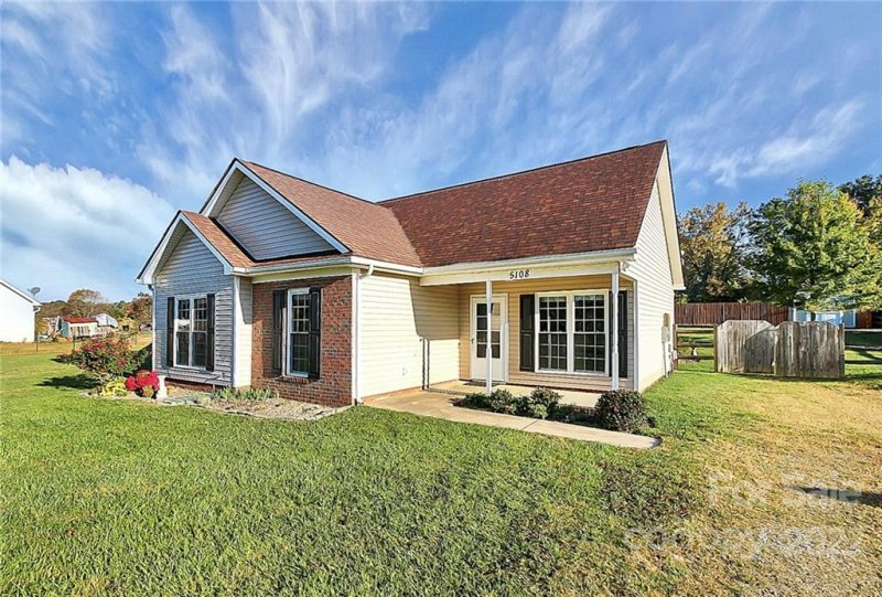 Property image 3 at 5108 Willow Run Drive, Monroe, NC 28110