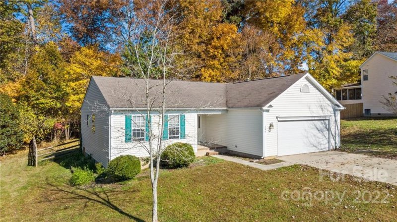Property image 3 at 192 Brookstone Drive, Mount Holly, NC 28120