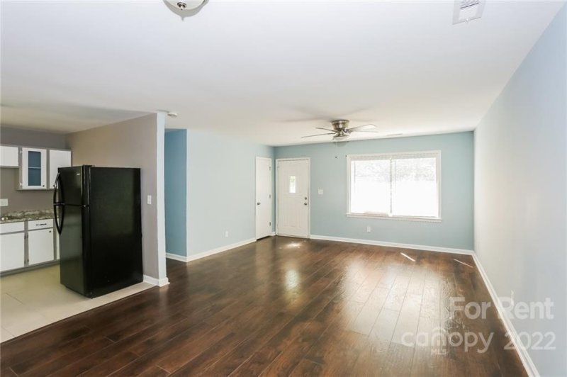 Property image 5 at 428 Mclelland Avenue, Mooresville, NC 28115