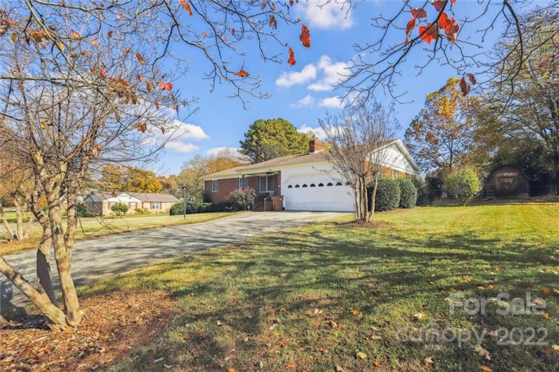 Property image 2 at 901 Tait Street, Lincolnton, NC 28092