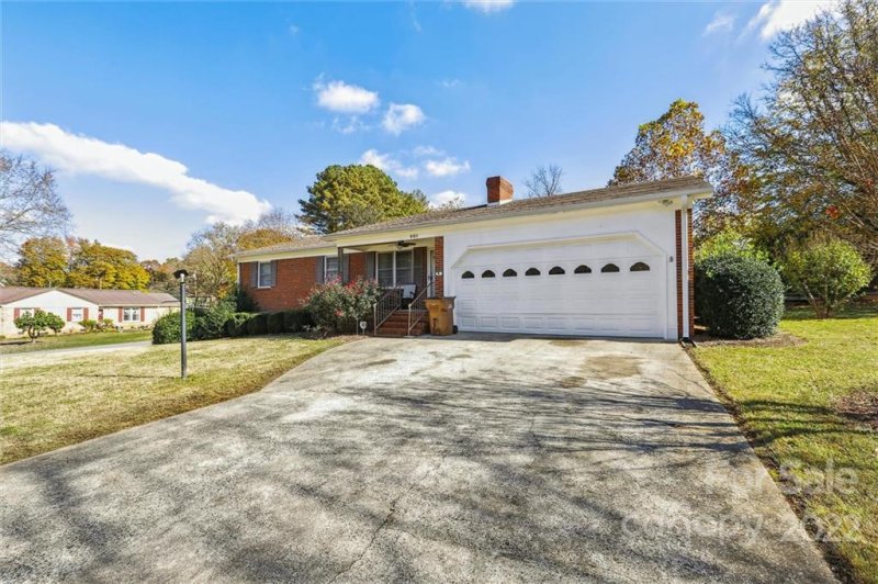 Property image 3 at 901 Tait Street, Lincolnton, NC 28092