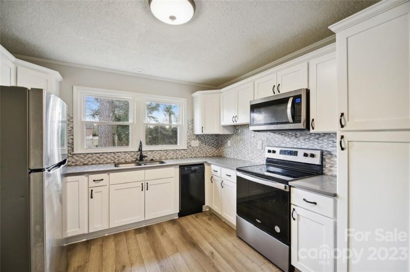 Property image 5 at 1247 Westover Circle, Rock Hill, SC 29732