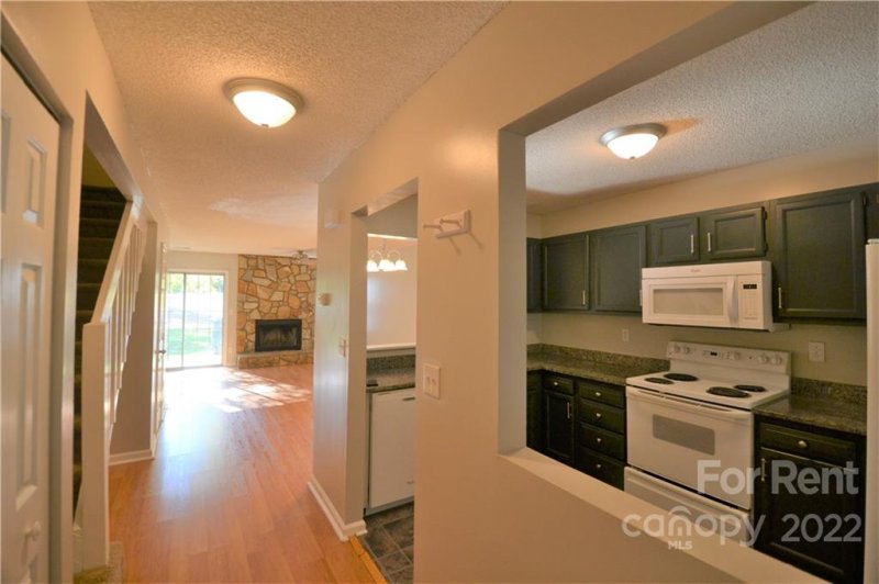 Property image 4 at 8211 Golf Ridge Drive, Charlotte, NC 28277