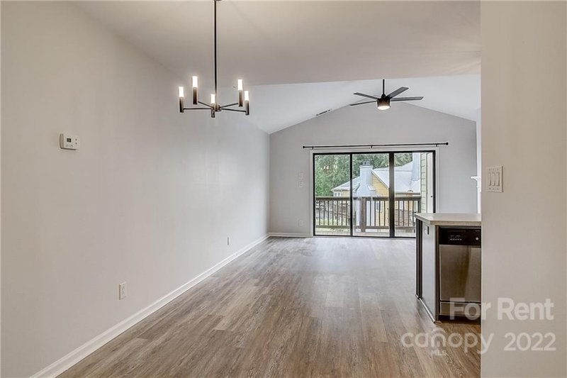 Property image 4 at 3216 Selwyn Farms Lane, Charlotte, NC 28209