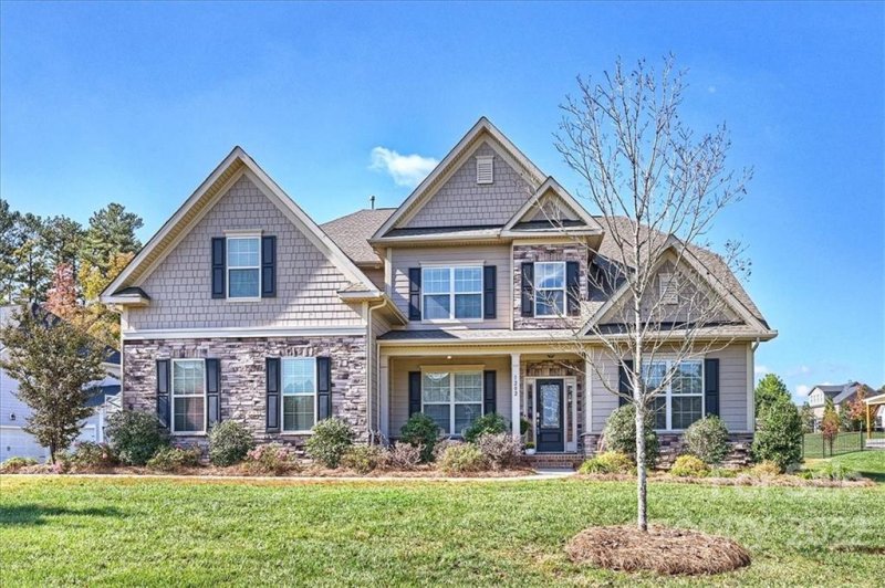 Property image 2 at 1202 Rosecliff Drive, Waxhaw, NC 28173