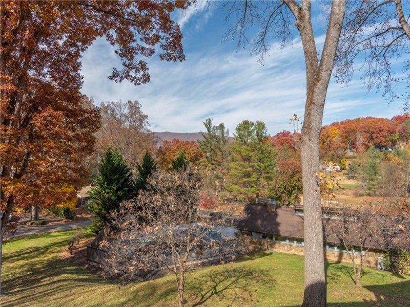 Property image 3 at 87 Willow Road, Waynesville, NC 28786